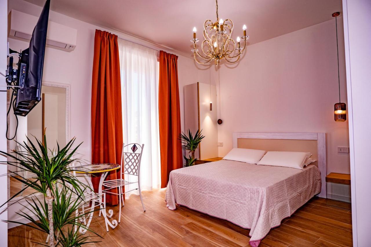 Aquamar Bed And Breakfast クロトーネ エクステリア 写真