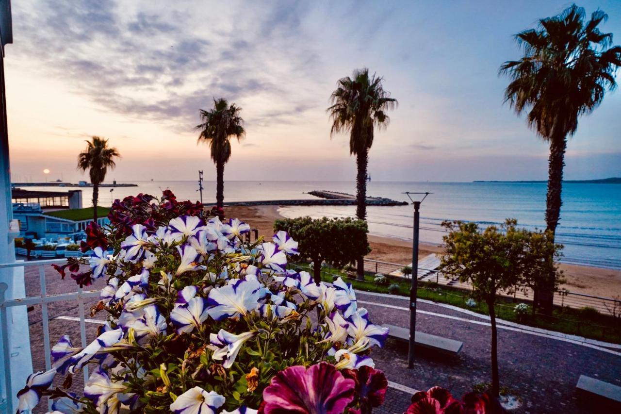 Aquamar Bed And Breakfast クロトーネ エクステリア 写真