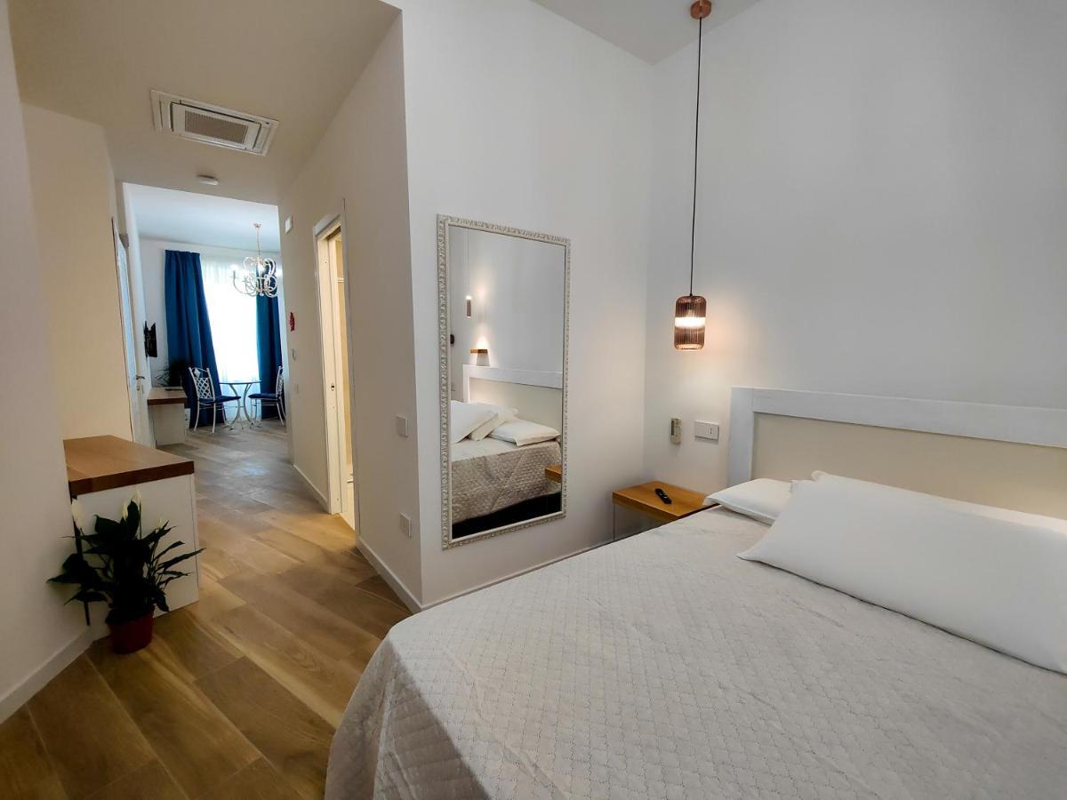 Aquamar Bed And Breakfast クロトーネ エクステリア 写真